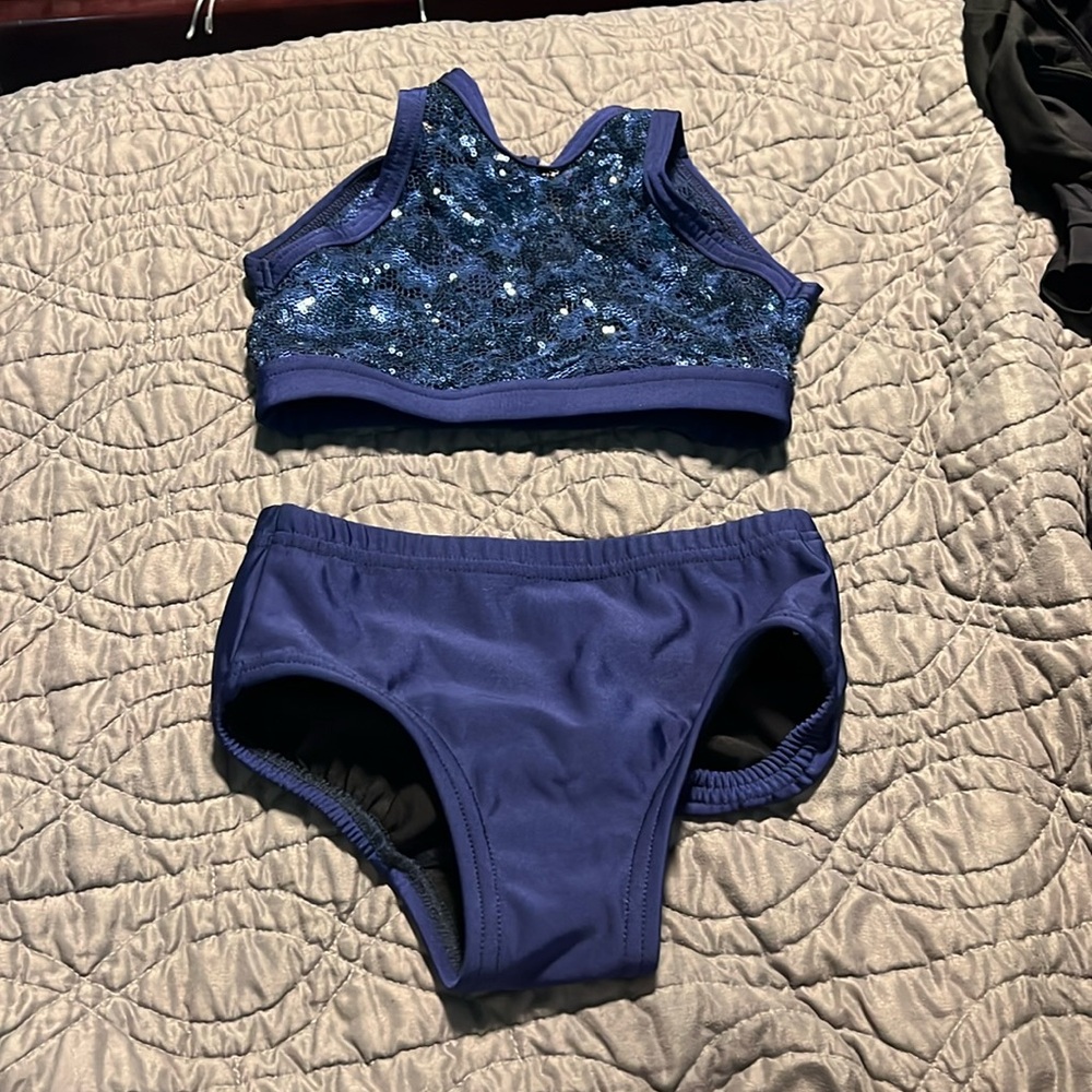 Details Dancewear two piece